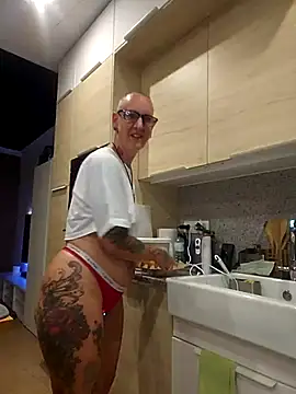 Emma Milf25 online show from November 15, 2025, 7:29 pm