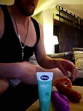 DearRusting online show from April 24, 2026, 11:07 pm