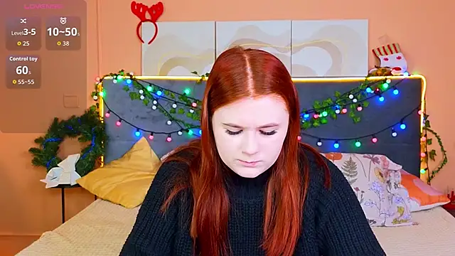 Snapshot of Eva_Starlight chatting on December 20, 2025, 4:04 am Eva Starlight online show from December 20, 2025, 4:04 am