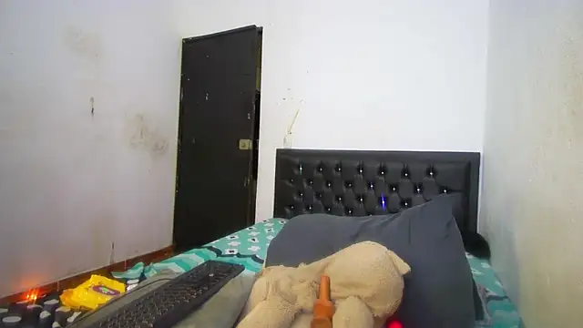 Snapshot of alisha_boes chatting on November 19, 2025, 1:49 am alisha boes online show from November 19, 2025, 1:49 am