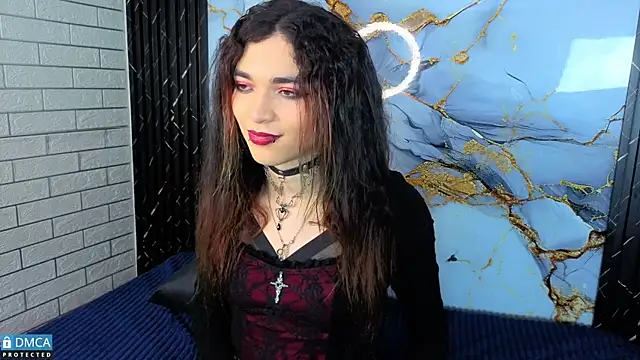 Snapshot of MaeveKuro chatting on January 6, 2026, 2:59 am MaeveKuro online show from January 6, 2026, 2:59 am