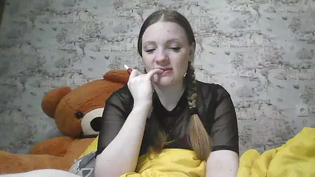 Snapshot of Eveline_May chatting on March 21, 2025, 6:18 pm Eveline May online show from March 21, 2025, 6:18 pm