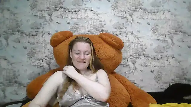 Snapshot of Eveline_May chatting on November 4, 2025, 4:55 pm Eveline May online show from November 4, 2025, 4:55 pm