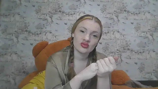 Snapshot of Eveline_May chatting on October 9, 2025, 2:28 pm Eveline May online show from October 9, 2025, 2:28 pm