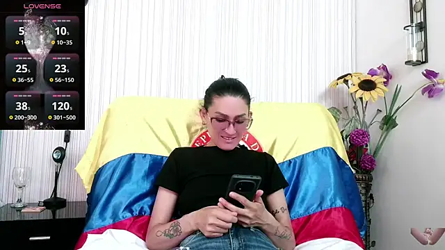 anastaciafire25 online show from November 16, 2025, 4:01 pm