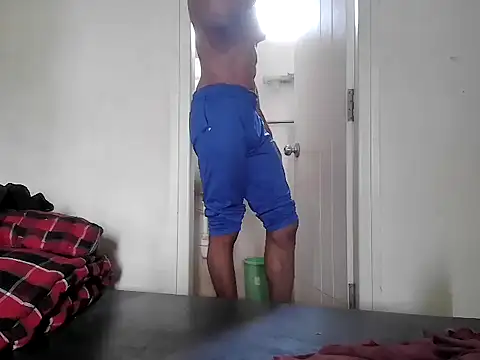 Snapshot of fitbuddy1 chatting on May 4, 2026, 7:44 am fitbuddy1 online show from May 4, 2026, 7:44 am