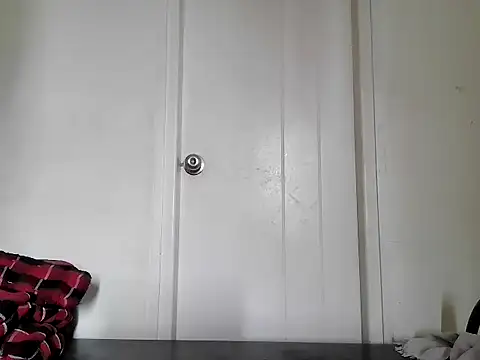 Snapshot of fitbuddy1 chatting on April 12, 2026, 8:17 am fitbuddy1 online show from April 12, 2026, 8:17 am