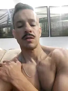 Snapshot of juniortche1313 chatting on November 5, 2025, 10:57 pm juniortche1313 online show from November 5, 2025, 10:57 pm