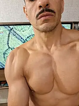 juniortche1313 online show from April 24, 2026, 1:51 am