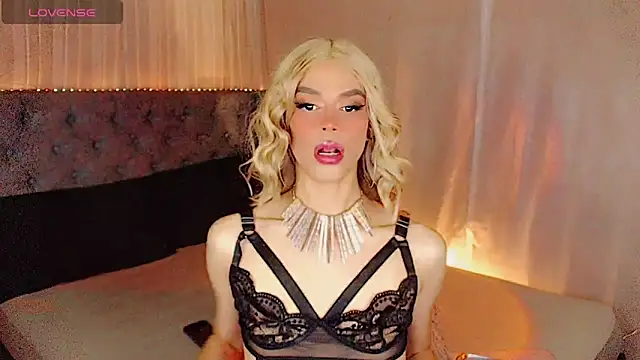 Dalila moan online show from November 16, 2025, 10:57 pm