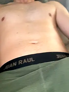 Snapshot of alfonso135 chatting on October 10, 2025, 10:05 am alfonso135 online show from October 10, 2025, 10:05 am