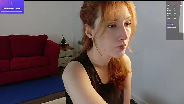 MiaM00 online show from December 15, 2025, 1:39 pm