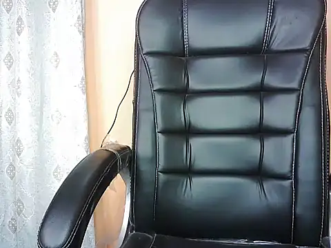 Snapshot of Mahi_DarlingS chatting on March 7, 2025, 4:02 am Mahi DarlingS online show from March 7, 2025, 4:02 am