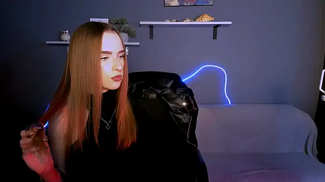 doll vey online show from October 12, 2025, 7:04 pm