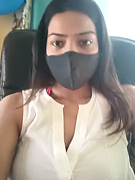 CRAZY  BITE online show from November 28, 2025, 10:26 am