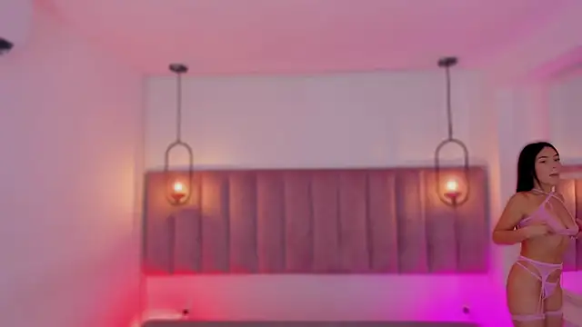 Snapshot of Haily_b chatting on December 16, 2025, 7:40 pm Haily b online show from December 16, 2025, 7:40 pm