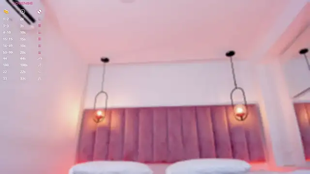 Snapshot of Haily_b chatting on November 6, 2025, 8:35 pm Haily b online show from November 6, 2025, 8:35 pm