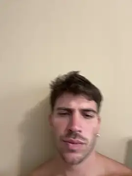 Snapshot of shuki0101 chatting on March 17, 2025, 7:58 pm shuki0101 online show from March 17, 2025, 7:58 pm