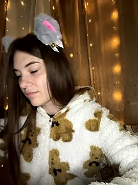 Snapshot of MrrKate chatting on January 8, 2026, 12:49 am MrrKate online show from January 8, 2026, 12:49 am