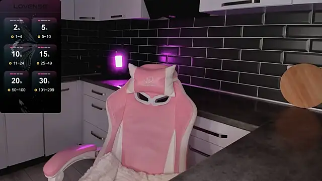 Snapshot of EmmaVictori1 chatting on January 9, 2026, 7:59 am EmmaVictori1 online show from January 9, 2026, 7:59 am