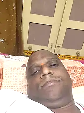 Snapshot of beyondthelines123 chatting on March 13, 2025, 3:50 pm beyondthelines123 online show from March 13, 2025, 3:50 pm