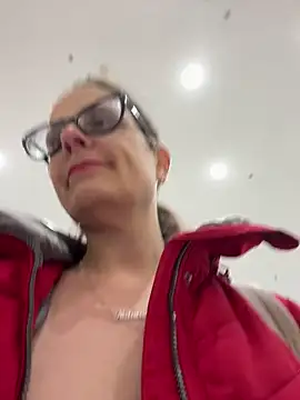 Snapshot of NataKitten chatting on February 8, 2026, 3:43 pm NataKitten online show from February 8, 2026, 3:43 pm