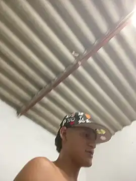 Babyalienqm online show from March 25, 2026, 5:18 am