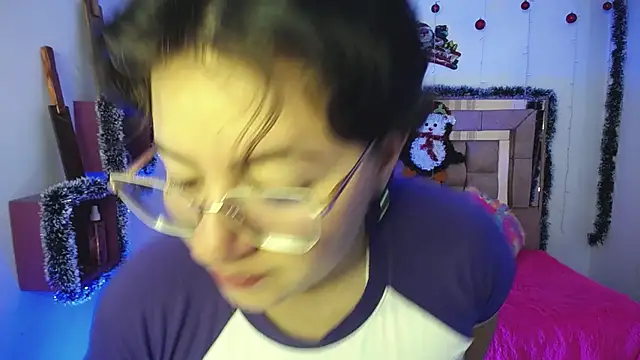 Snapshot of safyka chatting on December 5, 2025, 2:10 am safyka online show from December 5, 2025, 2:10 am