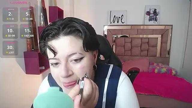 Snapshot of safyka chatting on November 11, 2025, 1:00 am safyka online show from November 11, 2025, 1:00 am