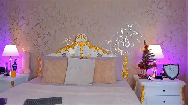 Snapshot of ScarlettWallace chatting on December 14, 2025, 8:03 pm ScarlettWallace online show from December 14, 2025, 8:03 pm