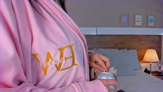 Snapshot of ScarlettWallace chatting on October 25, 2025, 5:39 am ScarlettWallace online show from October 25, 2025, 5:39 am