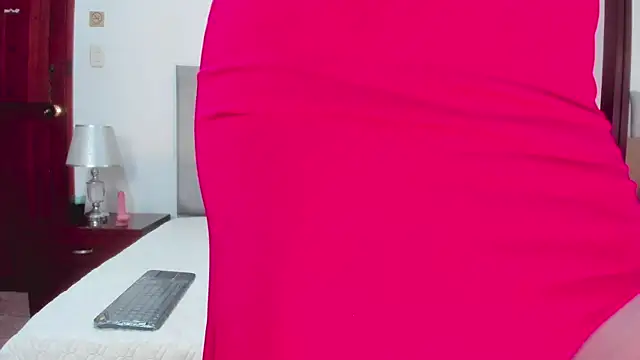 SeleneLujan online show from March 21, 2025, 11:44 am