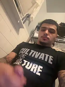 Snapshot of papiVilla23 chatting on September 27, 2025, 4:40 am papiVilla23 online show from September 27, 2025, 4:40 am