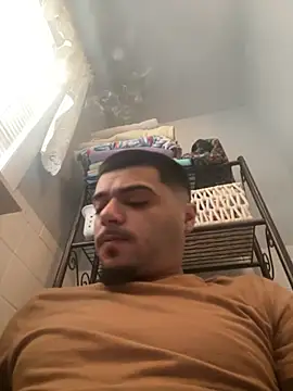 Snapshot of papiVilla23 chatting on September 22, 2025, 2:45 pm papiVilla23 online show from September 22, 2025, 2:45 pm