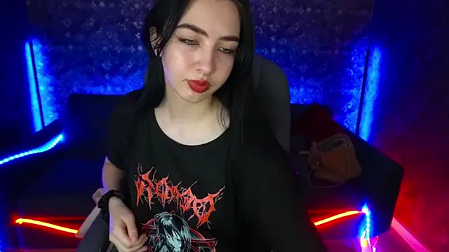 WildKittenX  online show from March 1, 2025, 1:40 pm