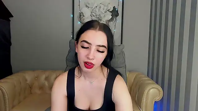 WildKittenX  online show from March 8, 2025, 9:08 pm