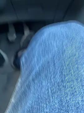 Smallcoco26 online show from January 9, 2026, 1:51 pm