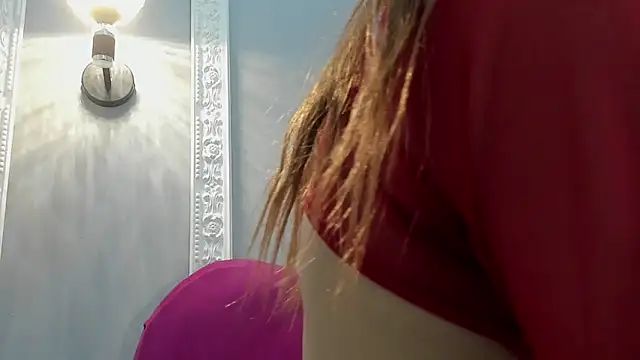 Bonniie 22 online show from January 31, 2026, 8:29 pm