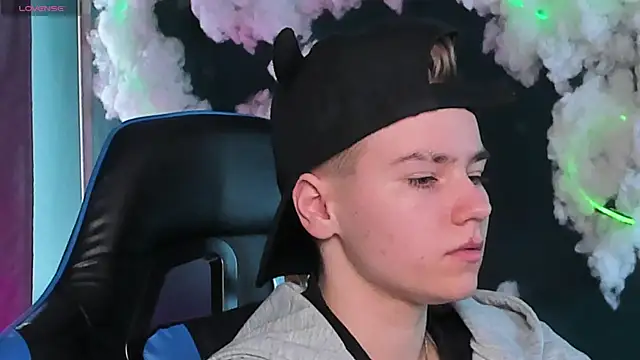 Jean Wilsons online show from April 14, 2026, 11:04 am