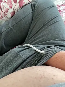 littletoy64 online show from March 3, 2025, 2:17 pm