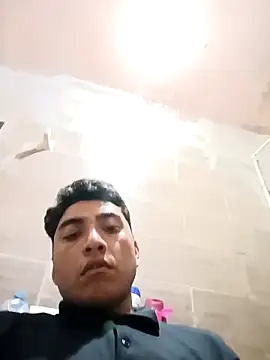 crisssalazar online show from March 8, 2026, 2:59 am