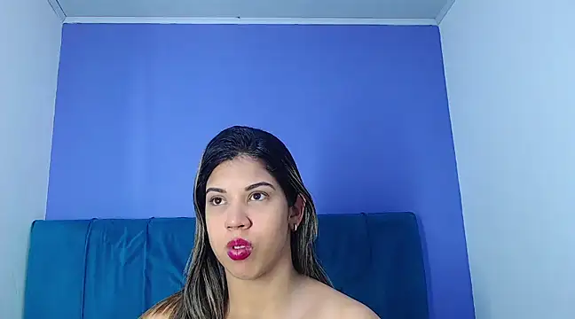 alisonhotcm101 online show from March 13, 2025, 9:48 pm