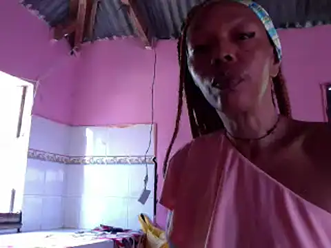 Snapshot of Ladyzee25 chatting on March 24, 2026, 3:23 pm Ladyzee25 online show from March 24, 2026, 3:23 pm