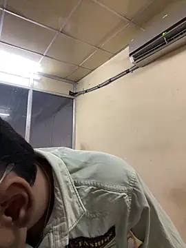 Snapshot of hypersexdriveboi chatting on March 19, 2025, 6:03 am hypersexdriveboi online show from March 19, 2025, 6:03 am