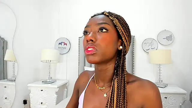 SamantaMarquez online show from October 4, 2025, 7:59 pm