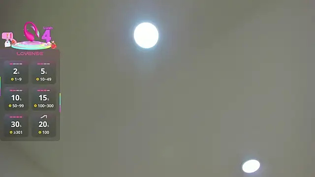 SamantaMarquez online show from May 13, 2026, 3:35 am
