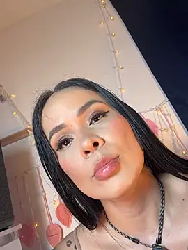 Snapshot of HotAlana_ chatting on March 26, 2026, 11:46 pm HotAlana online show from March 26, 2026, 11:46 pm