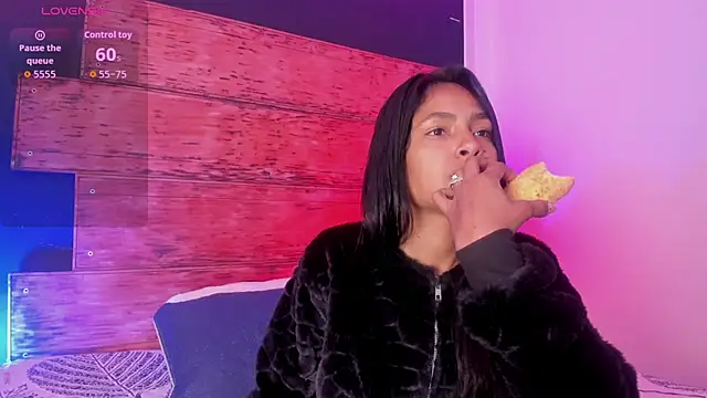 Snapshot of Fernanda_liie_ chatting on June 3, 2026, 1:01 pm Fernanda liie online show from June 3, 2026, 1:01 pm