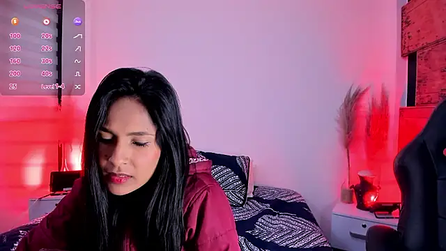 Fernanda liie  online show from March 18, 2026, 12:51 pm