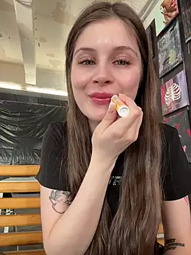 melicious  online show from March 11, 2026, 7:13 am